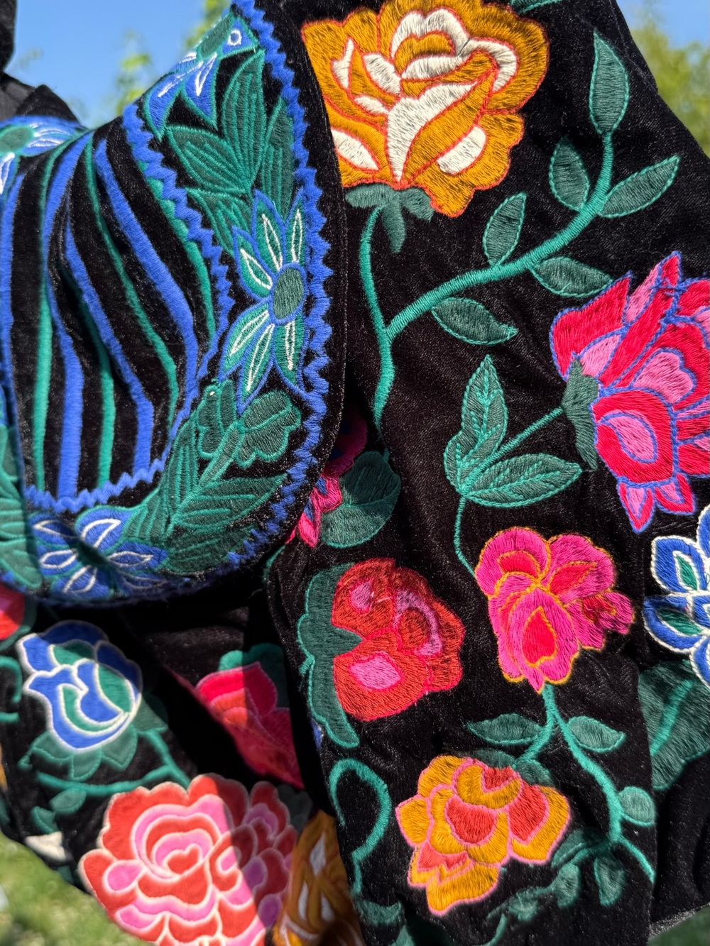 Zara Embroidered Floral Velvet Tote Bag - Black & Multicolor - Picture 5 of 7